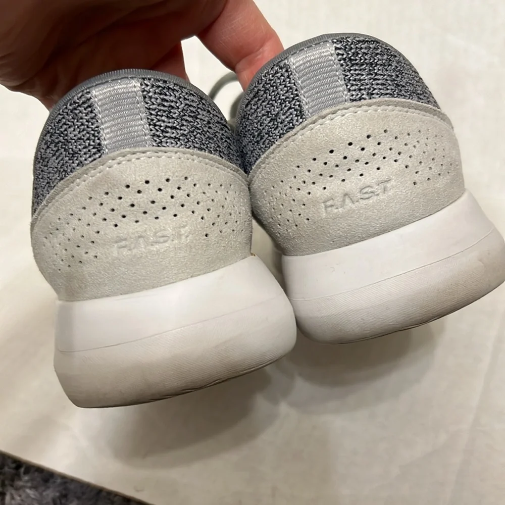 Kizik Madrid Eco Knit Sneakers - Picture 9 of 16